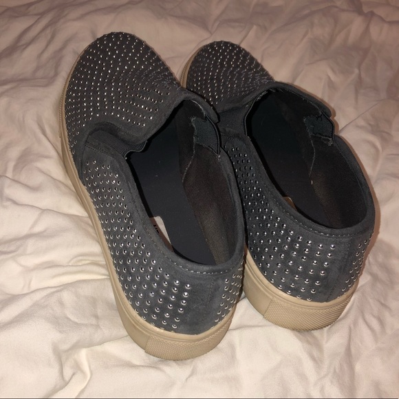 ⚡️STEVE MADDEN Studded Slip-on Sneaker ‘Excitt’ Stylish Casual Shoe | Size 8 - Picture 3 of 9